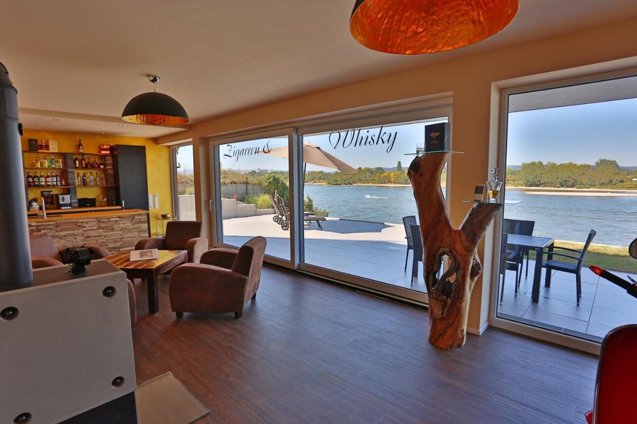 Rhein Lounge Apartment Urmitz Екстериор снимка